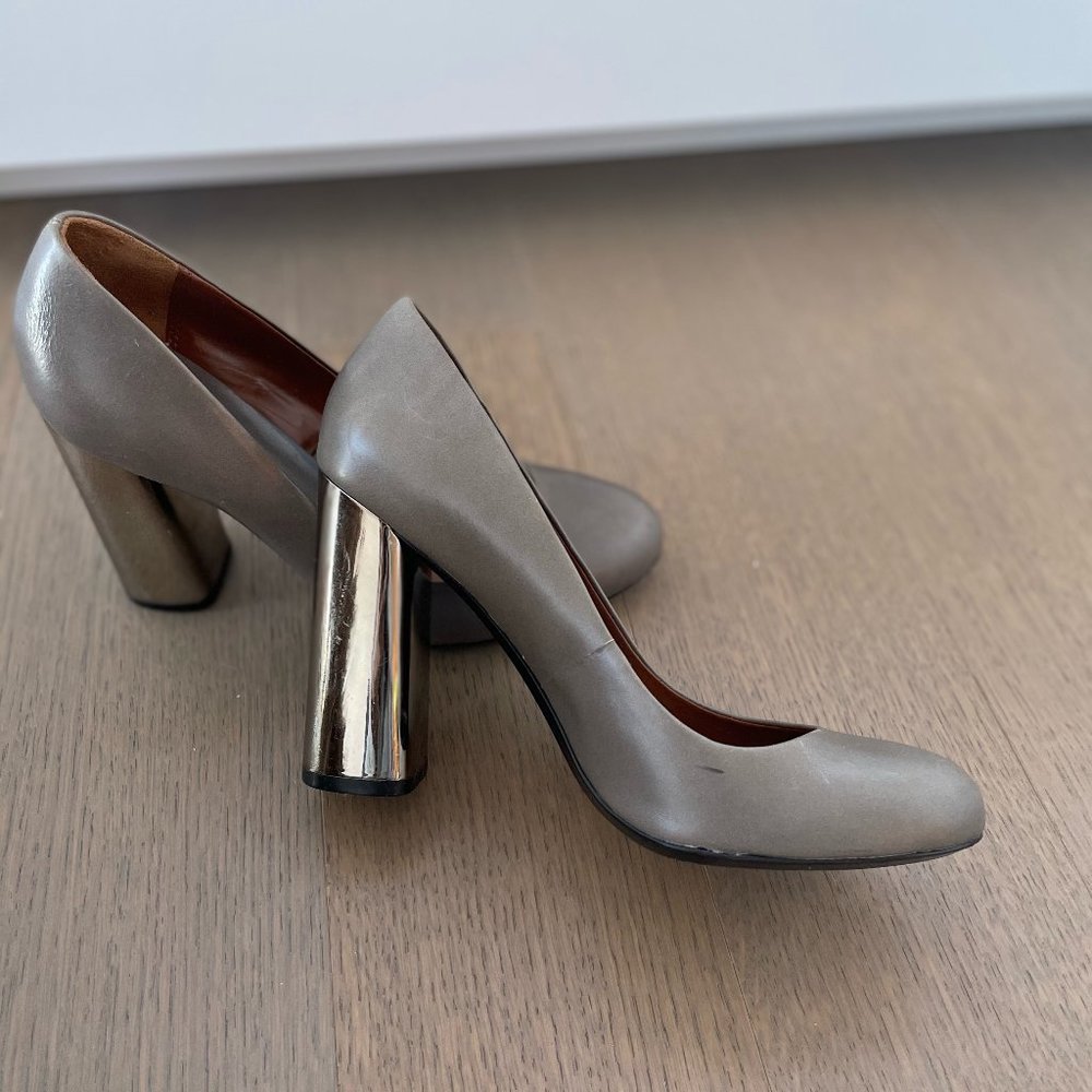 Zara Block Metallic Heel - Grey Leather